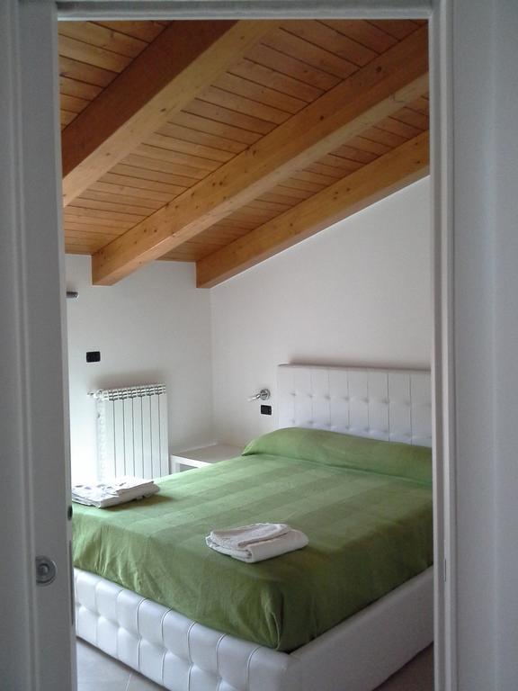Casa Vacanze The Flea'S Home Fondi Quarto foto